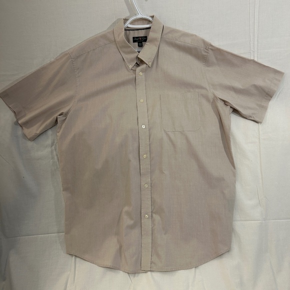 Men's Short Sleeve Beige Button Down Shirt by David Taylor Size XL - Picture 1 of 5